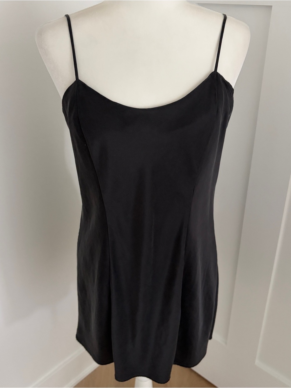 Victoria’s Secret Black Charcoal Silk Slip Dress Nightgown Lingerie Size L*U14